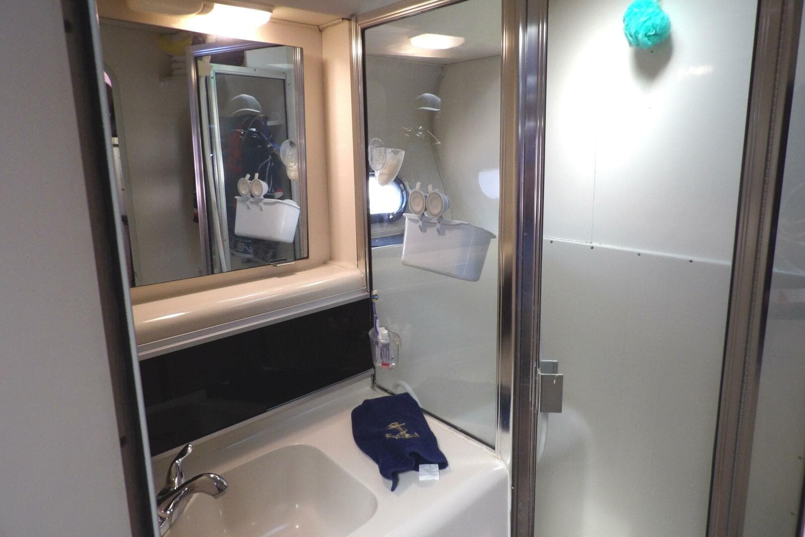 1991 Silverton 41 Convertible