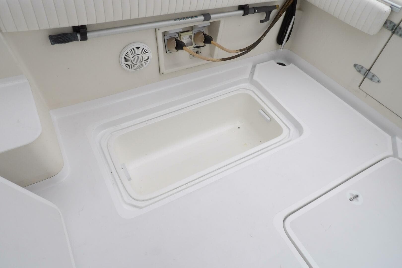 1991 Silverton 41 Convertible