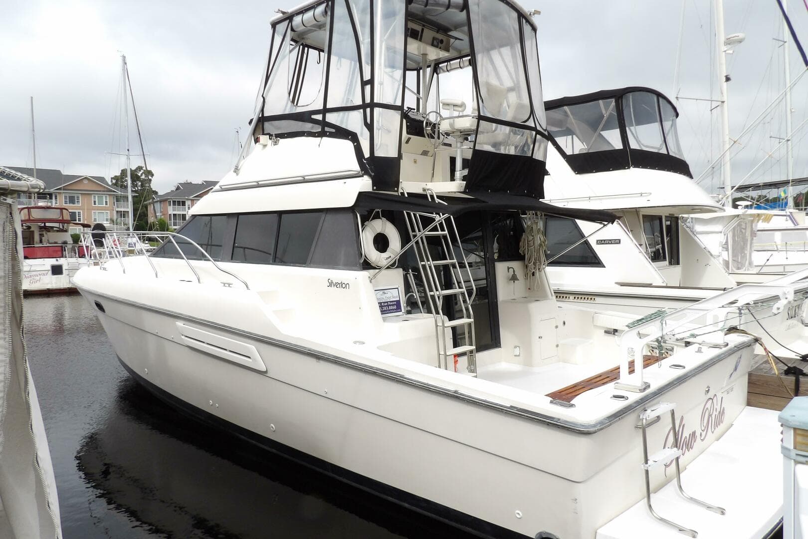 1991 Silverton 41 Convertible