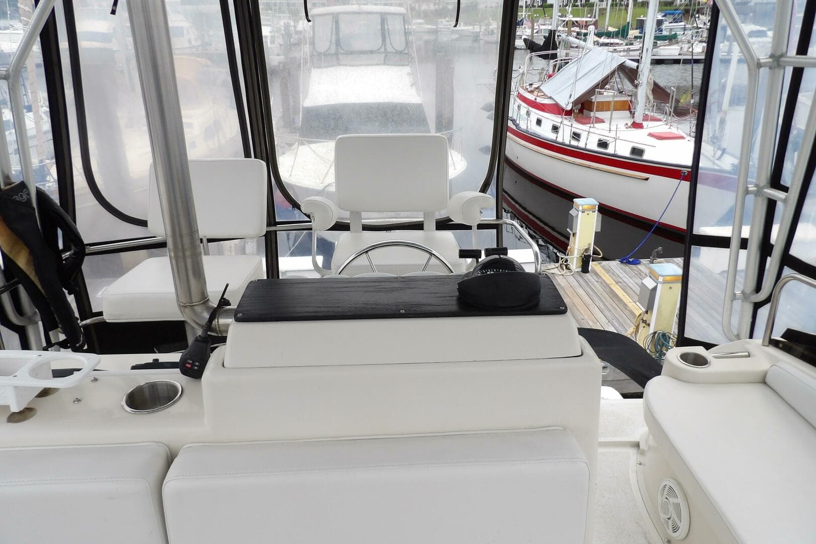 1991 Silverton 41 Convertible