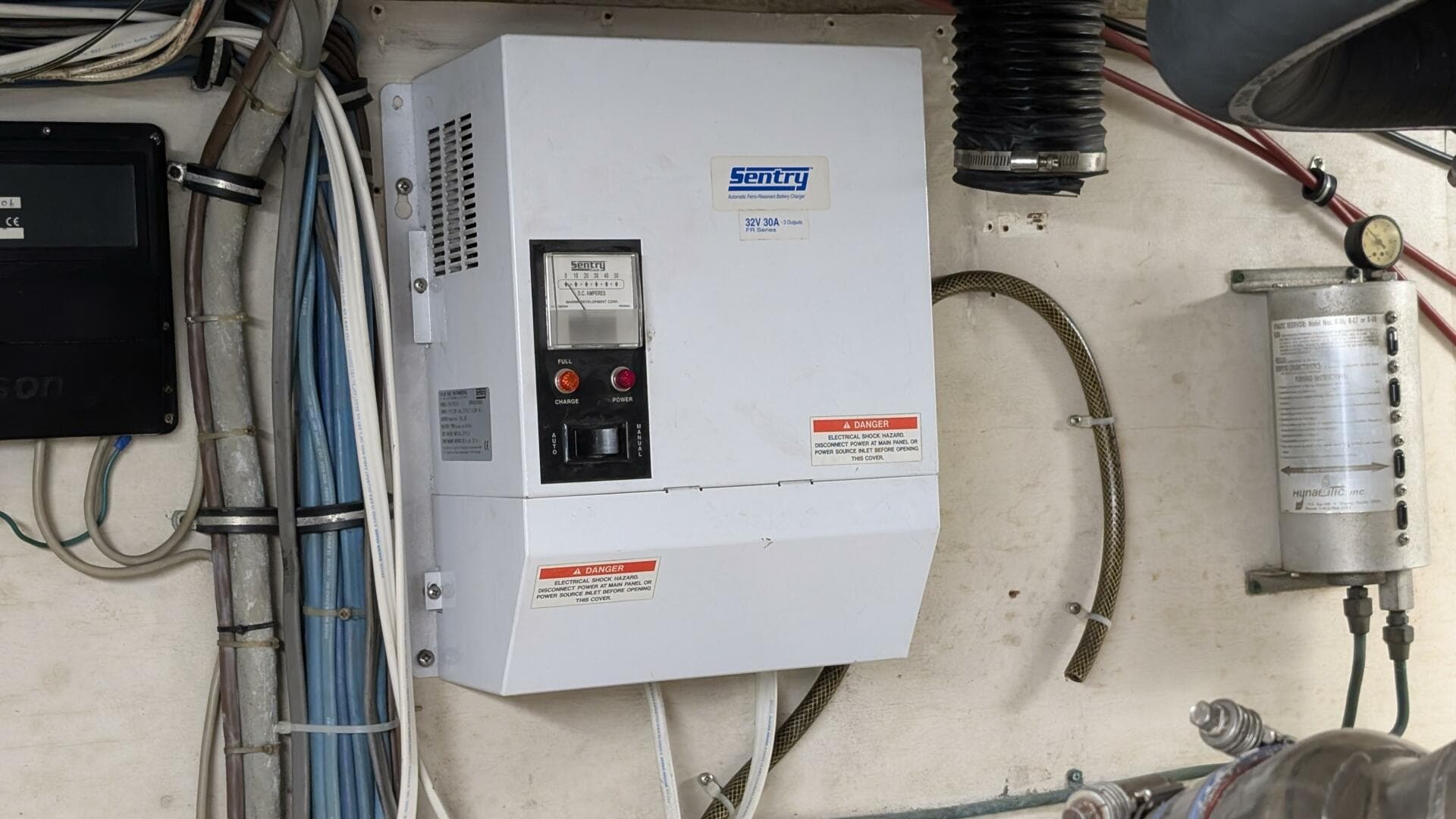 1987 Hatteras 55 Convertible