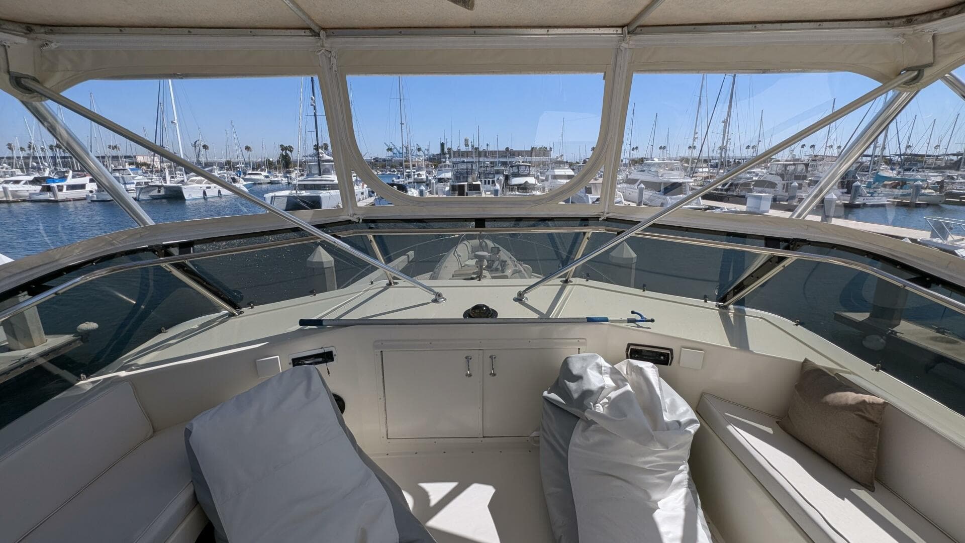 1987 Hatteras 55 Convertible