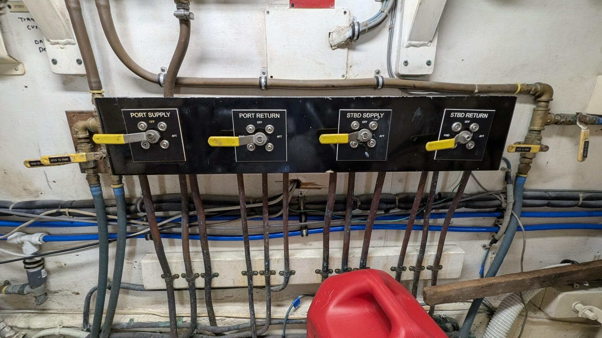 1987 Hatteras 55 Convertible