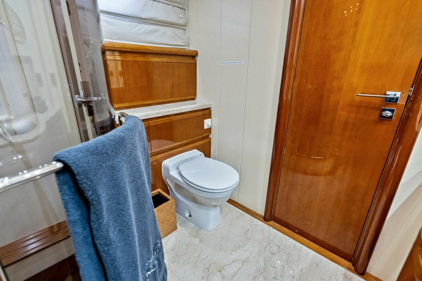 2004 Ferretti 94 Motor Yacht