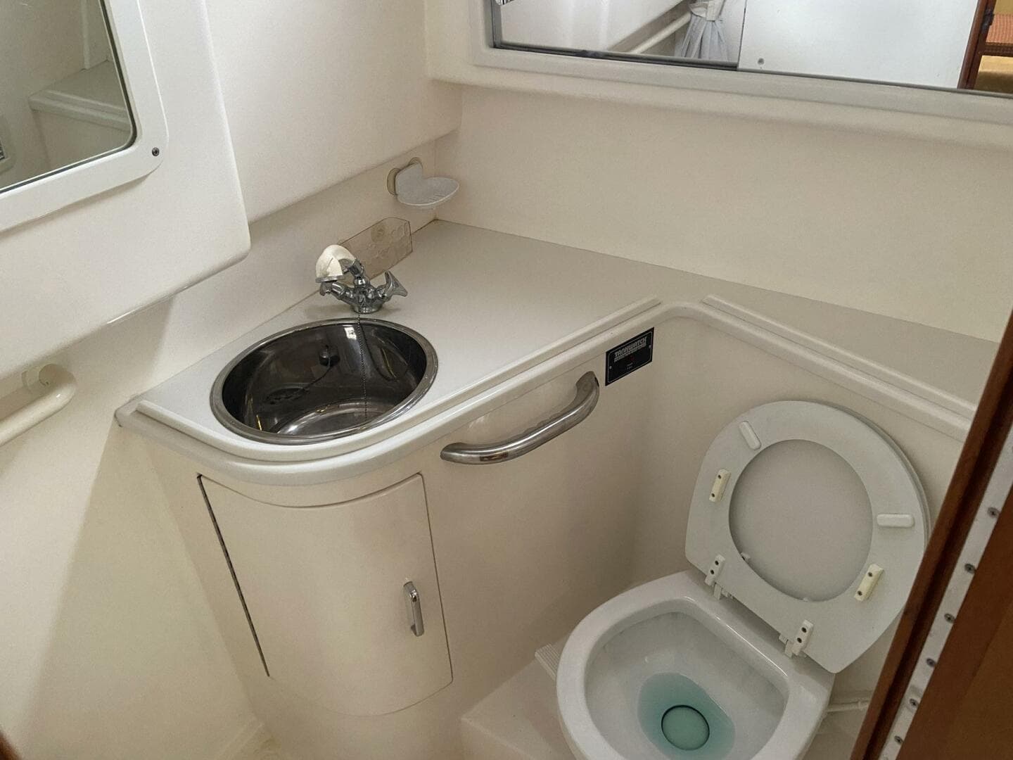 2002 Cabo 35 Express