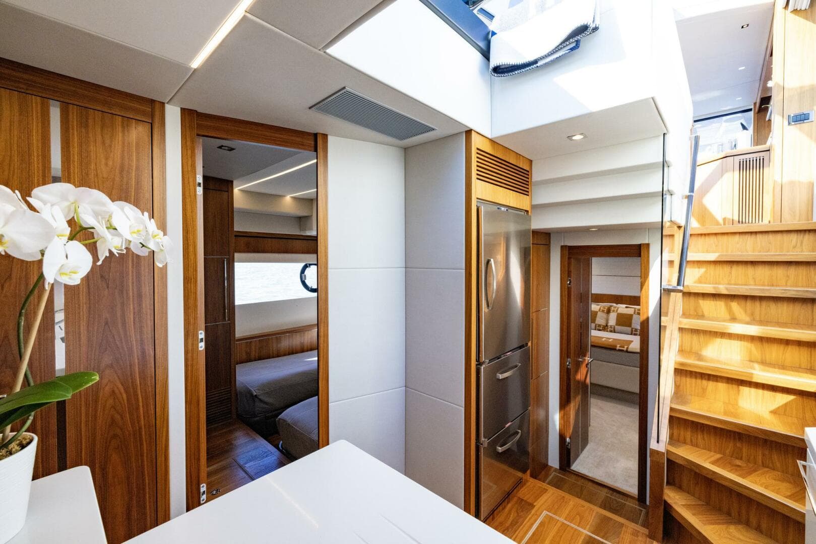 2020 Sunseeker Predator