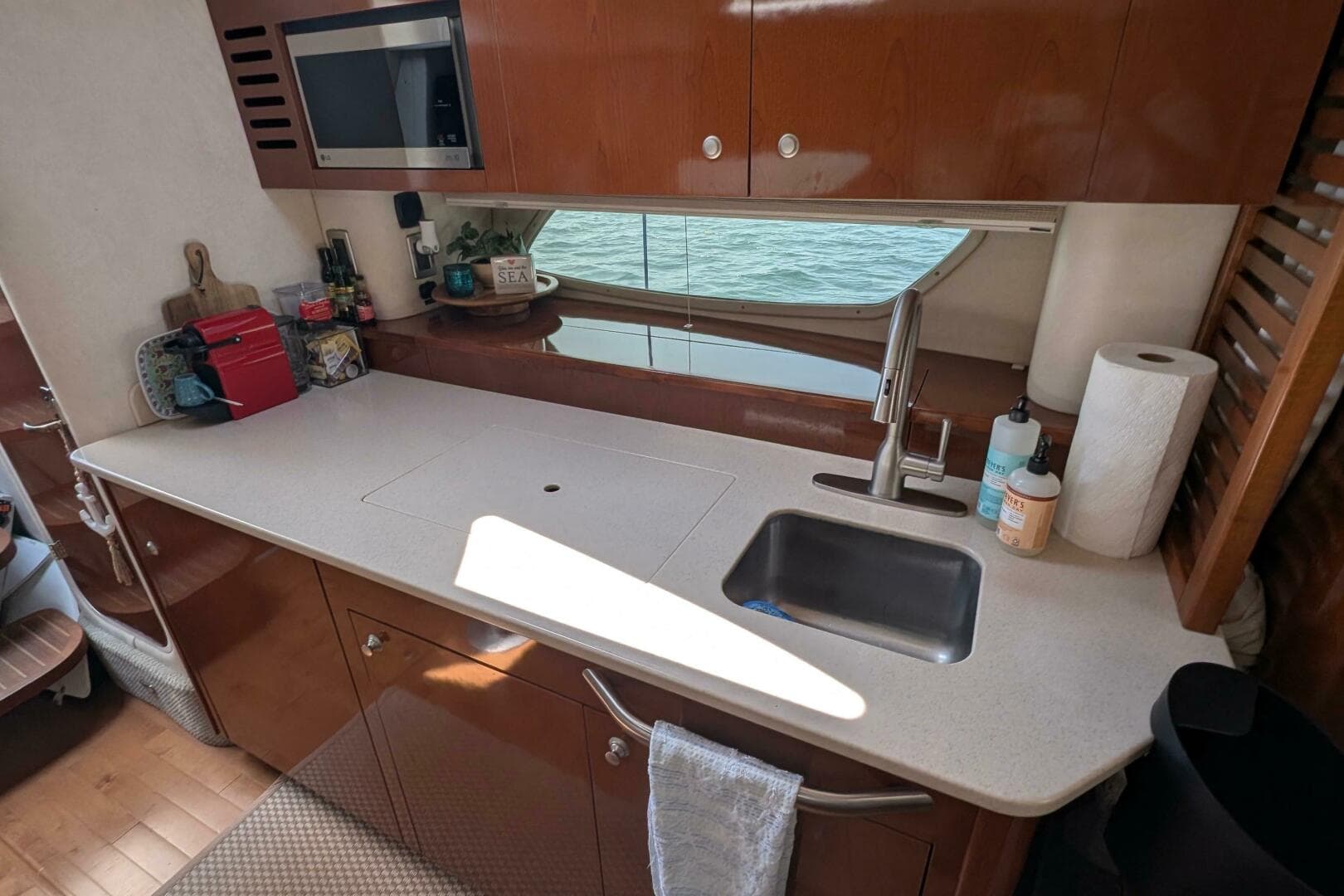 2009 Sea Ray 350 Sundancer