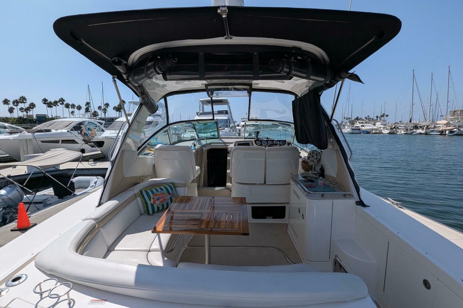 2009 Sea Ray 350 Sundancer