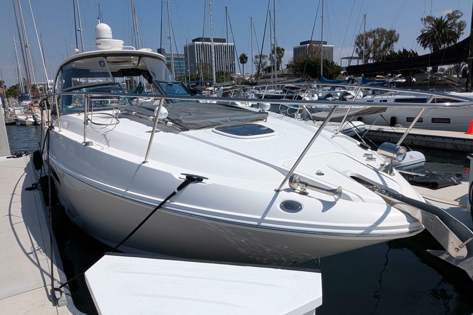 2009 Sea Ray 350 Sundancer