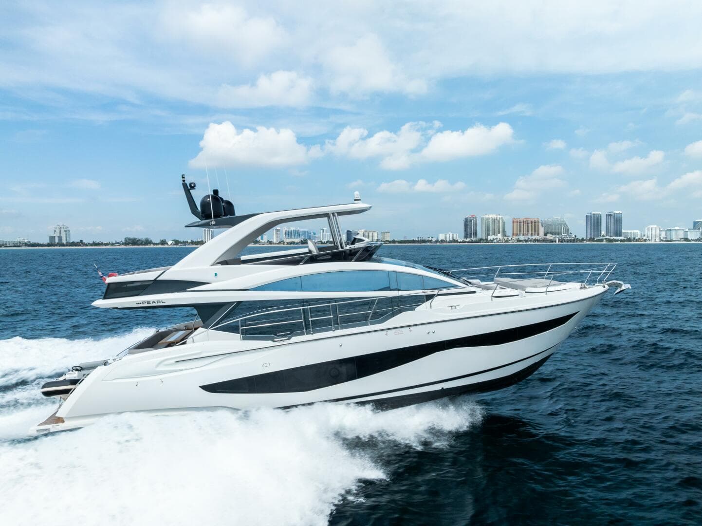 STARBOARD UNDERWAY AERIAL 