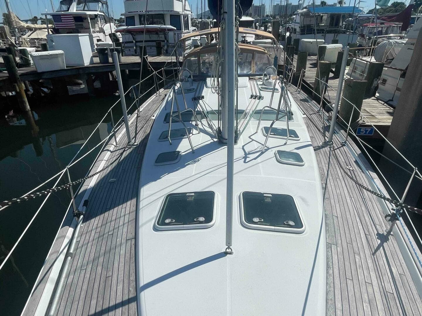 2004 Beneteau Oceanis 473