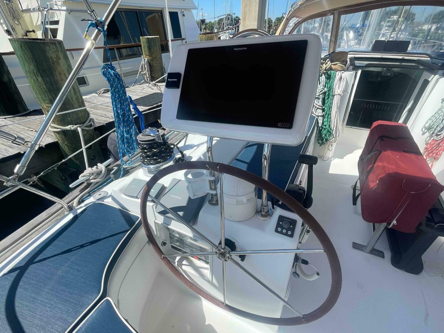 2004 Beneteau Oceanis 473