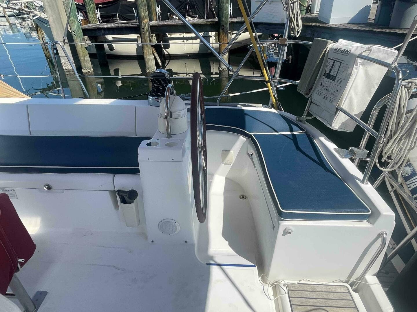 2004 Beneteau Oceanis 473