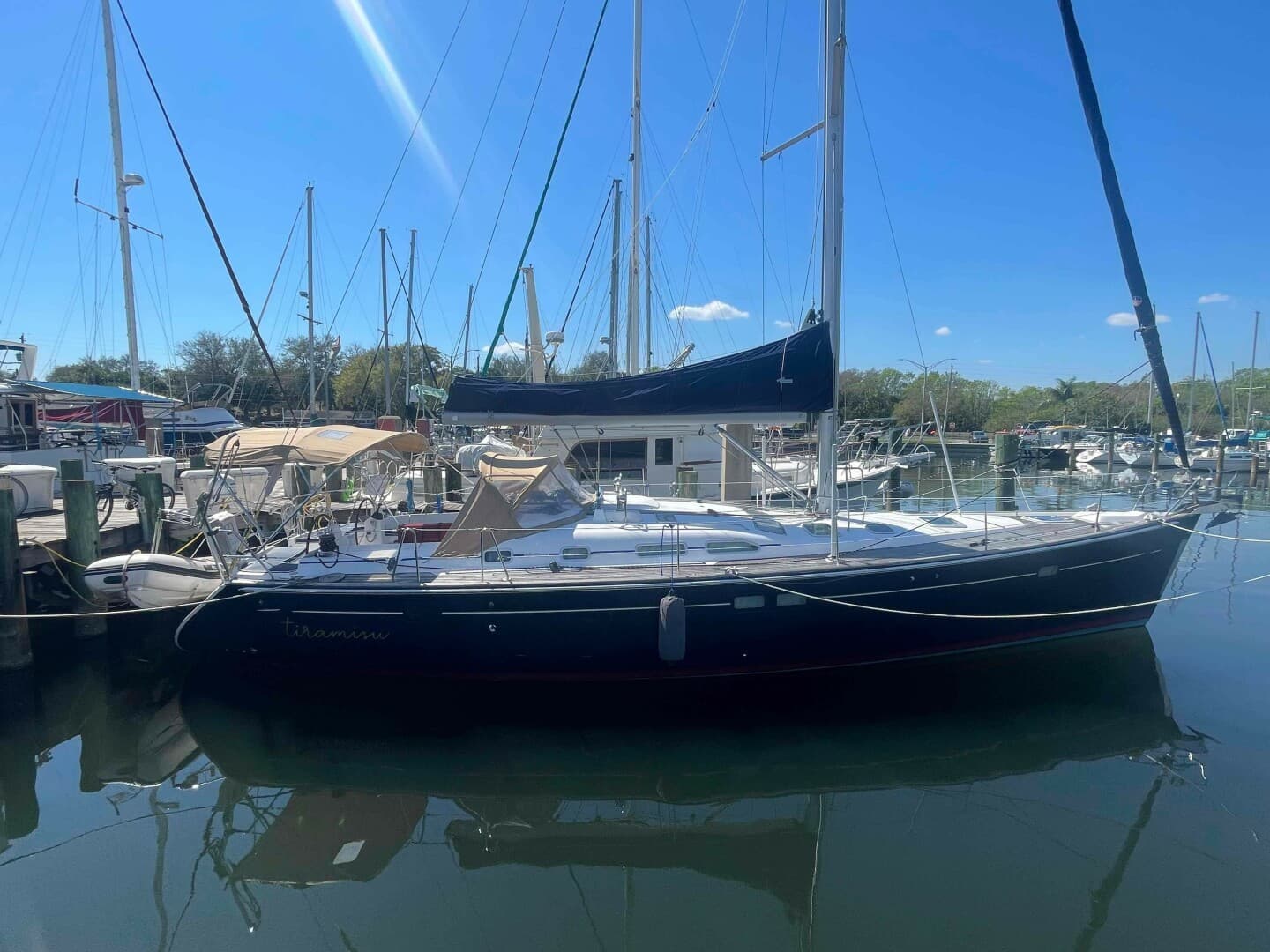 2004 Beneteau Oceanis 473