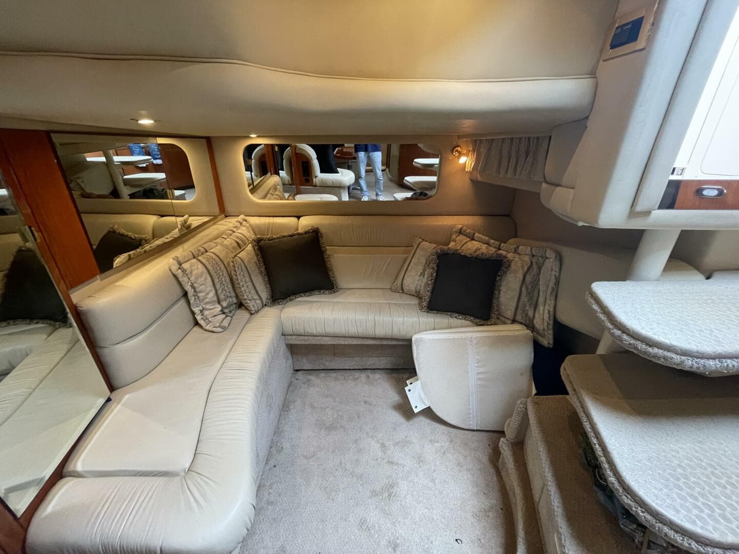 2000 Sea Ray 380 Sundancer