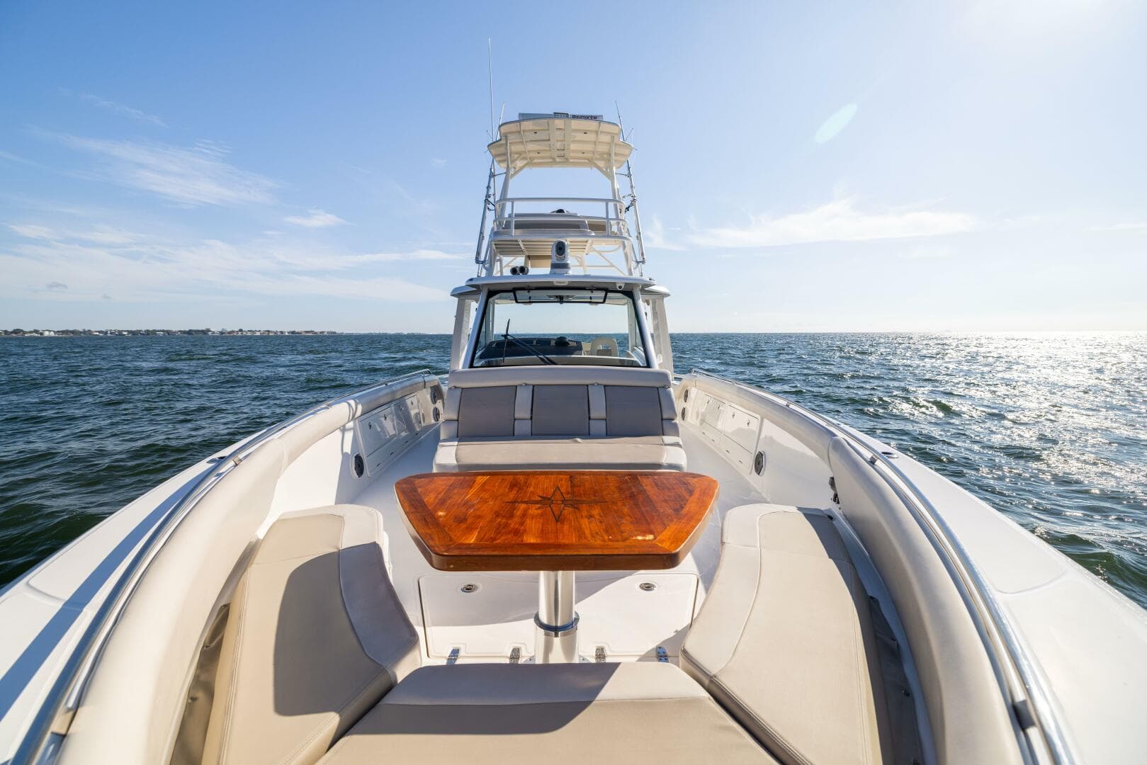 2021 Boston Whaler 420 Outrage