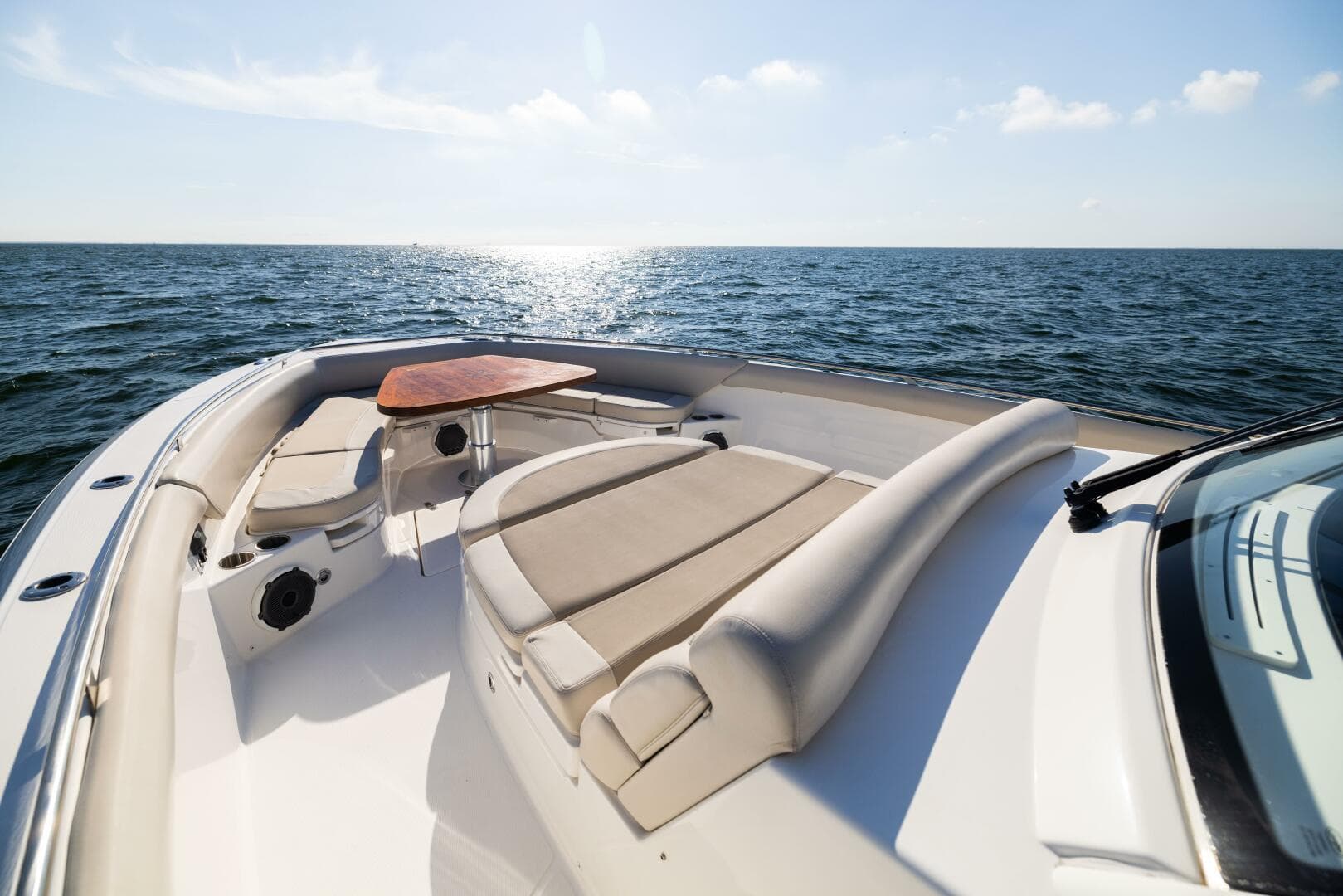 2021 Boston Whaler 420 Outrage