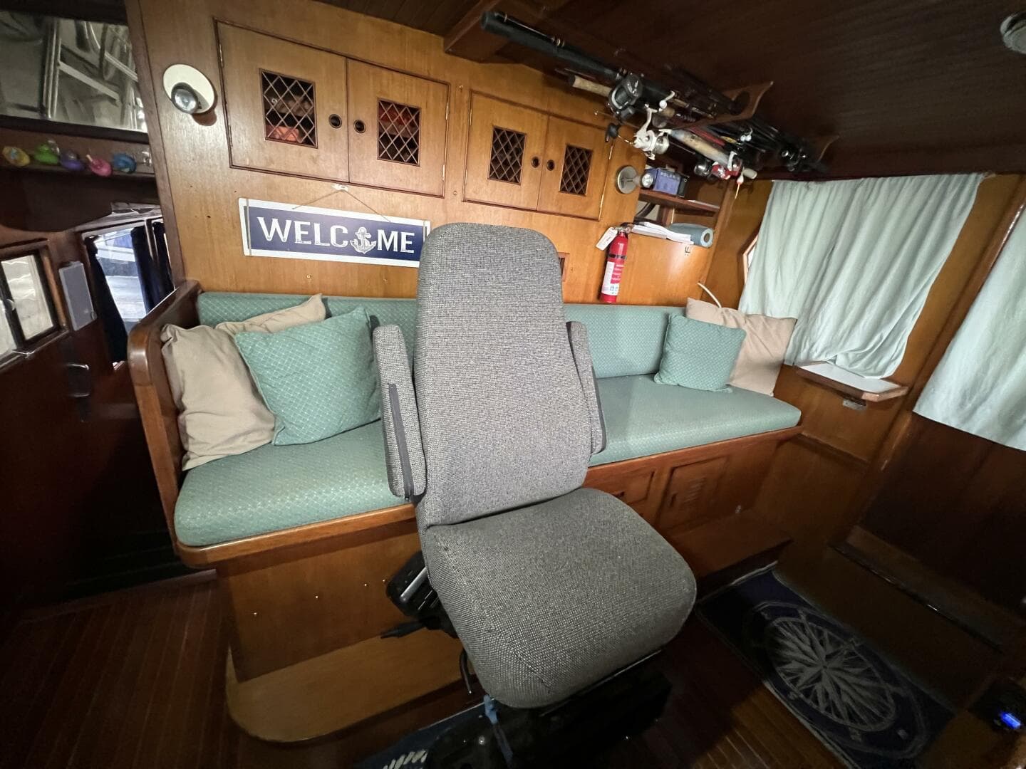 1981 Sea Ranger 45 Raised Pilot House