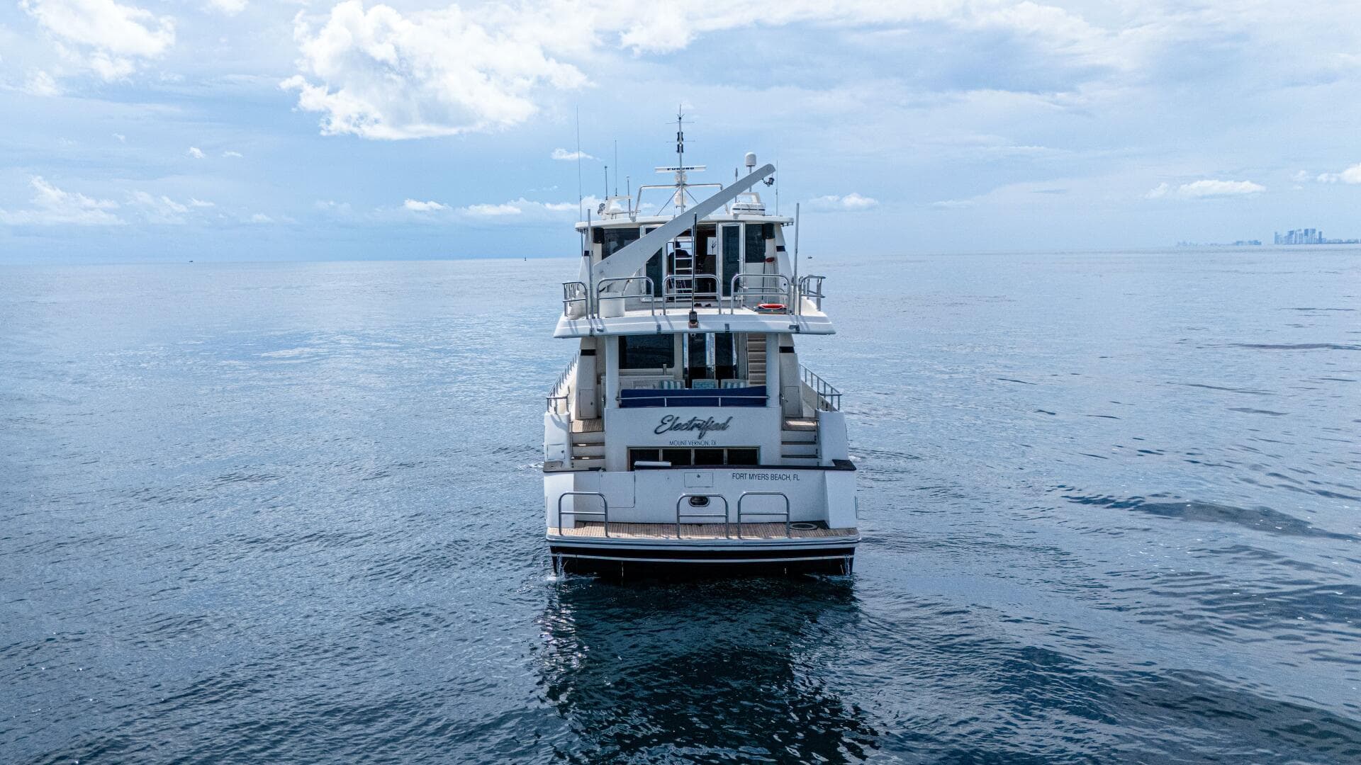 2001 Motor Yacht 82MY