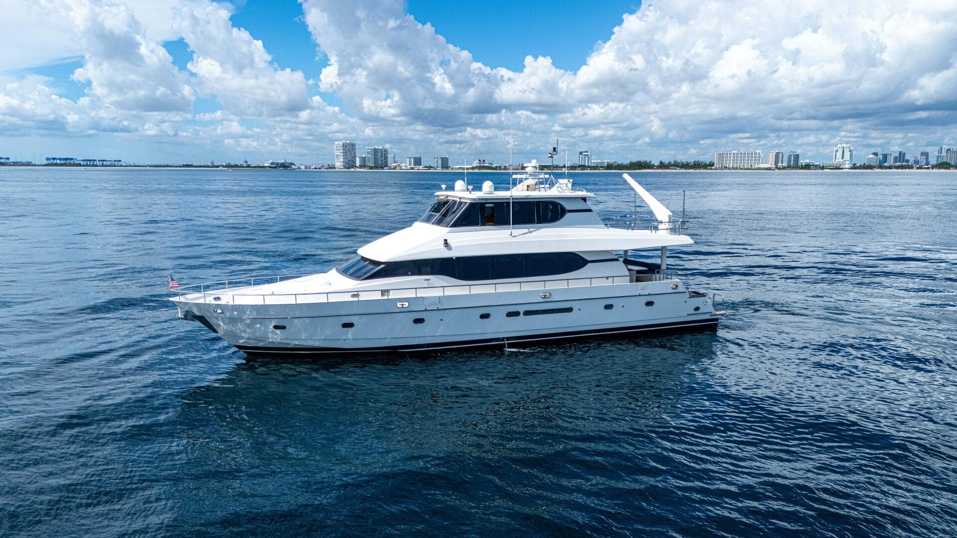 2001 Motor Yacht 82MY