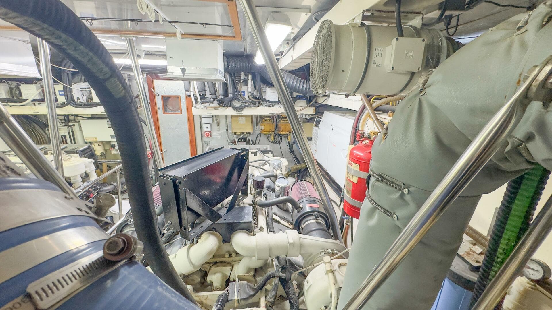 2001 Motor Yacht 82MY