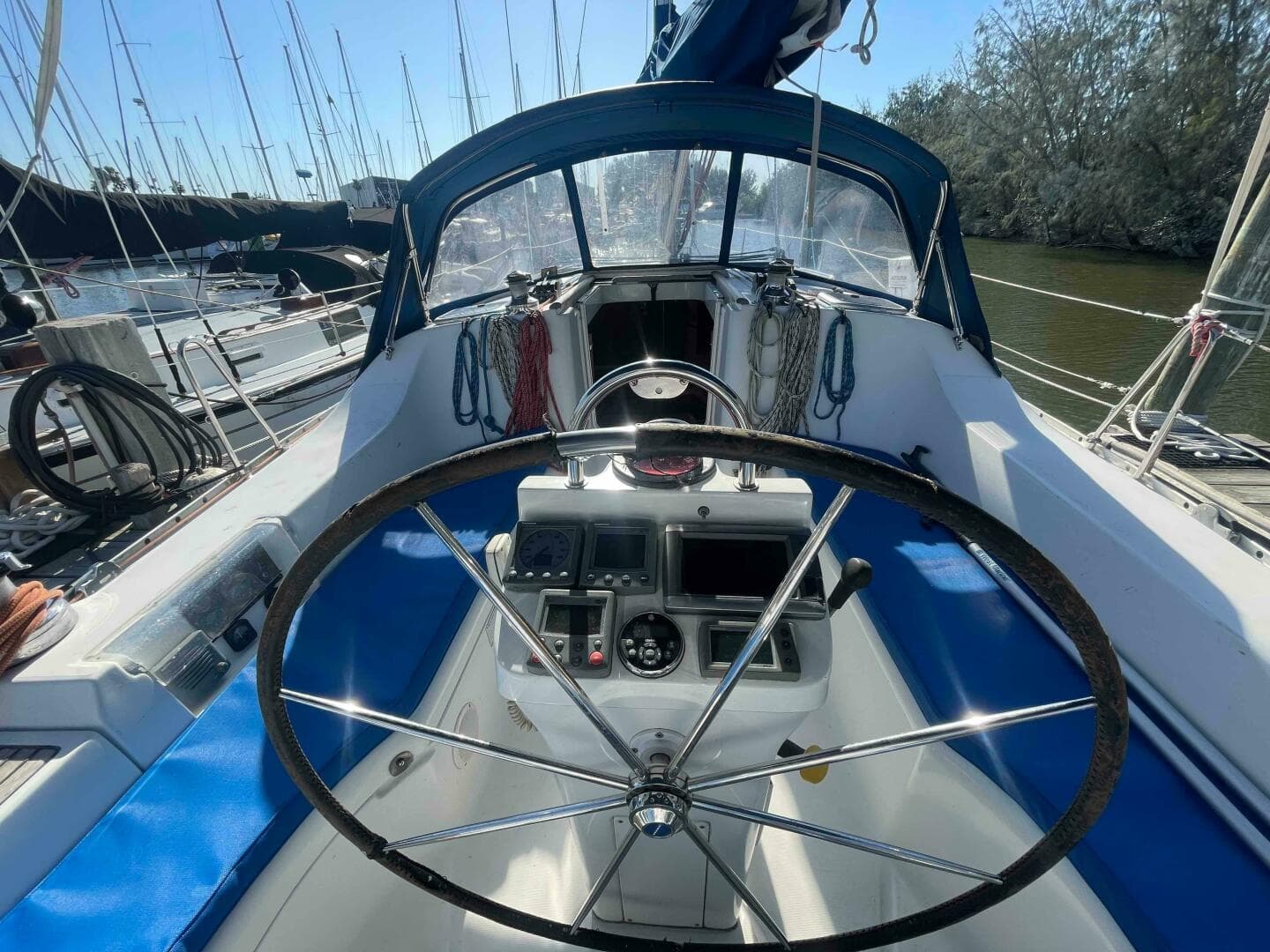 2006 Beneteau 393