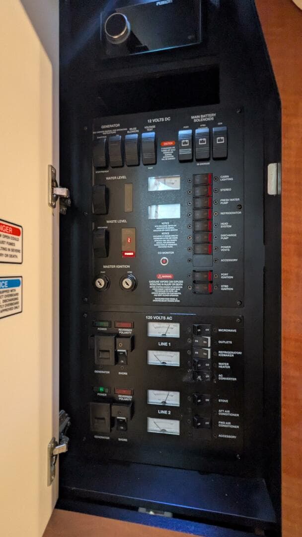 2004 Sea Ray 340 Sundancer