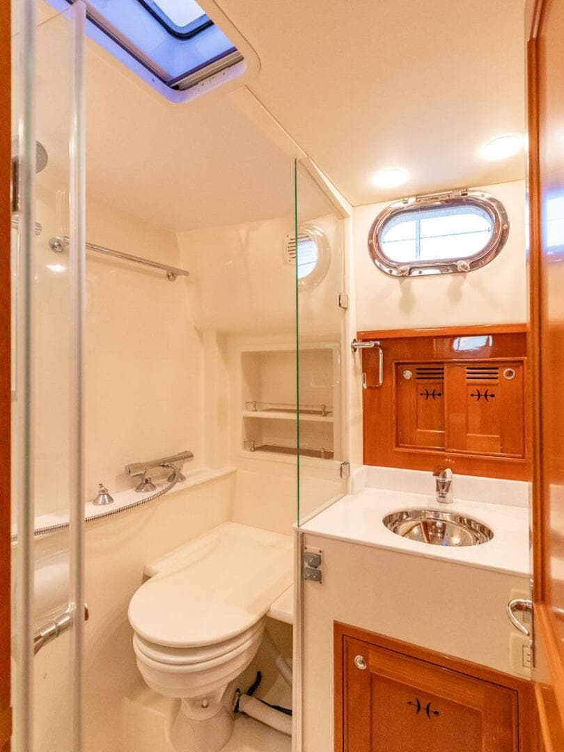 Guest Head And Shower