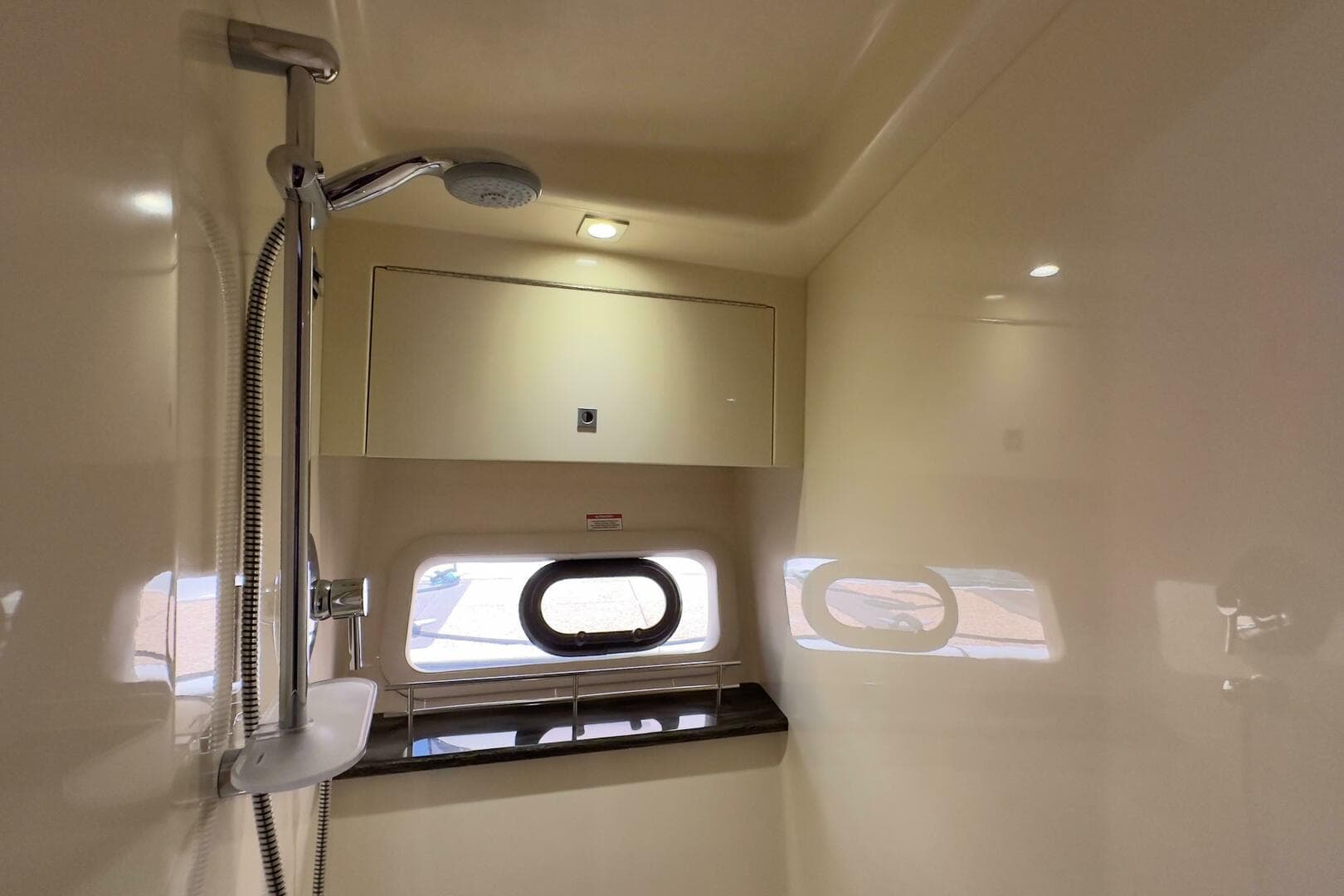 2016 Sea Ray 470 Sundancer