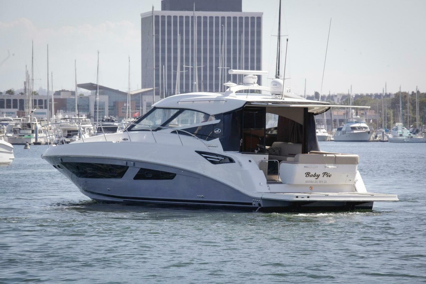 2016 Sea Ray 470 Sundancer