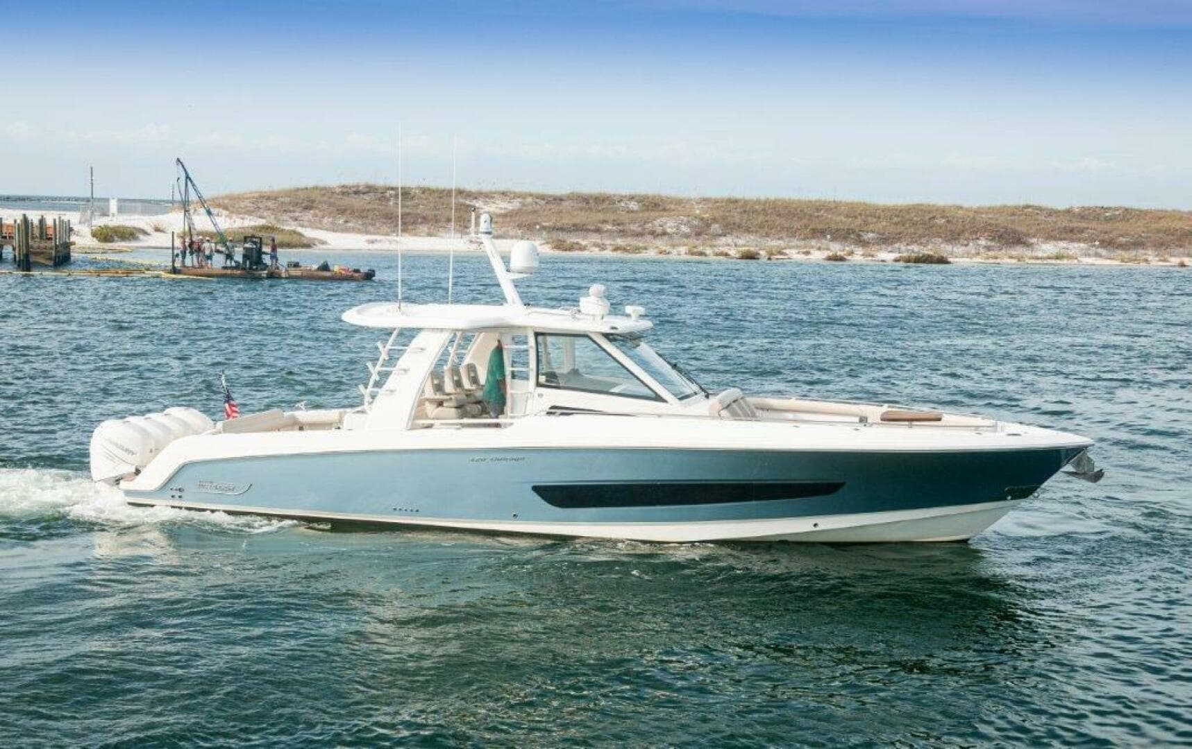 2018 42 Boston Whaler 420 Outrage The Tyder II Stbd Profile (3)