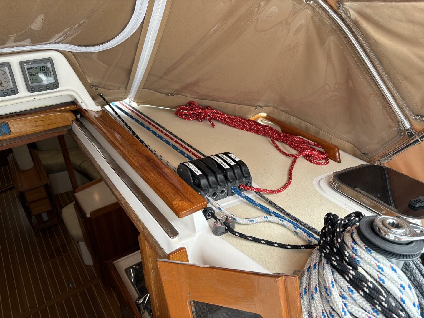 2007 Tartan 3700 CCR