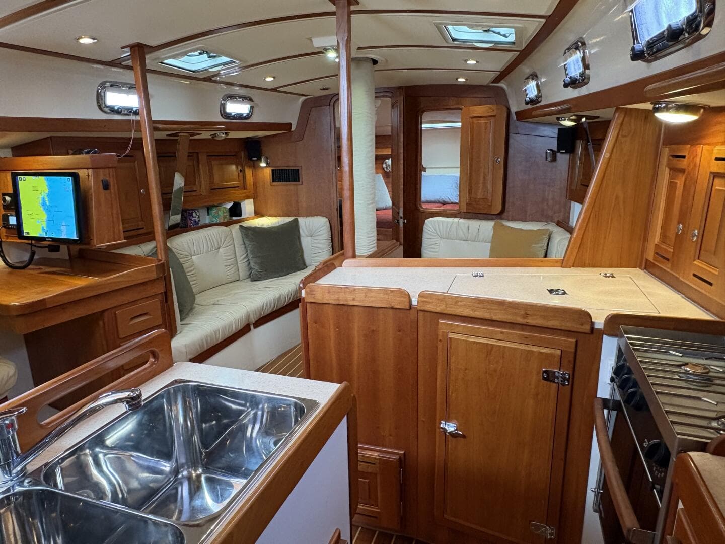 2007 Tartan 3700 CCR