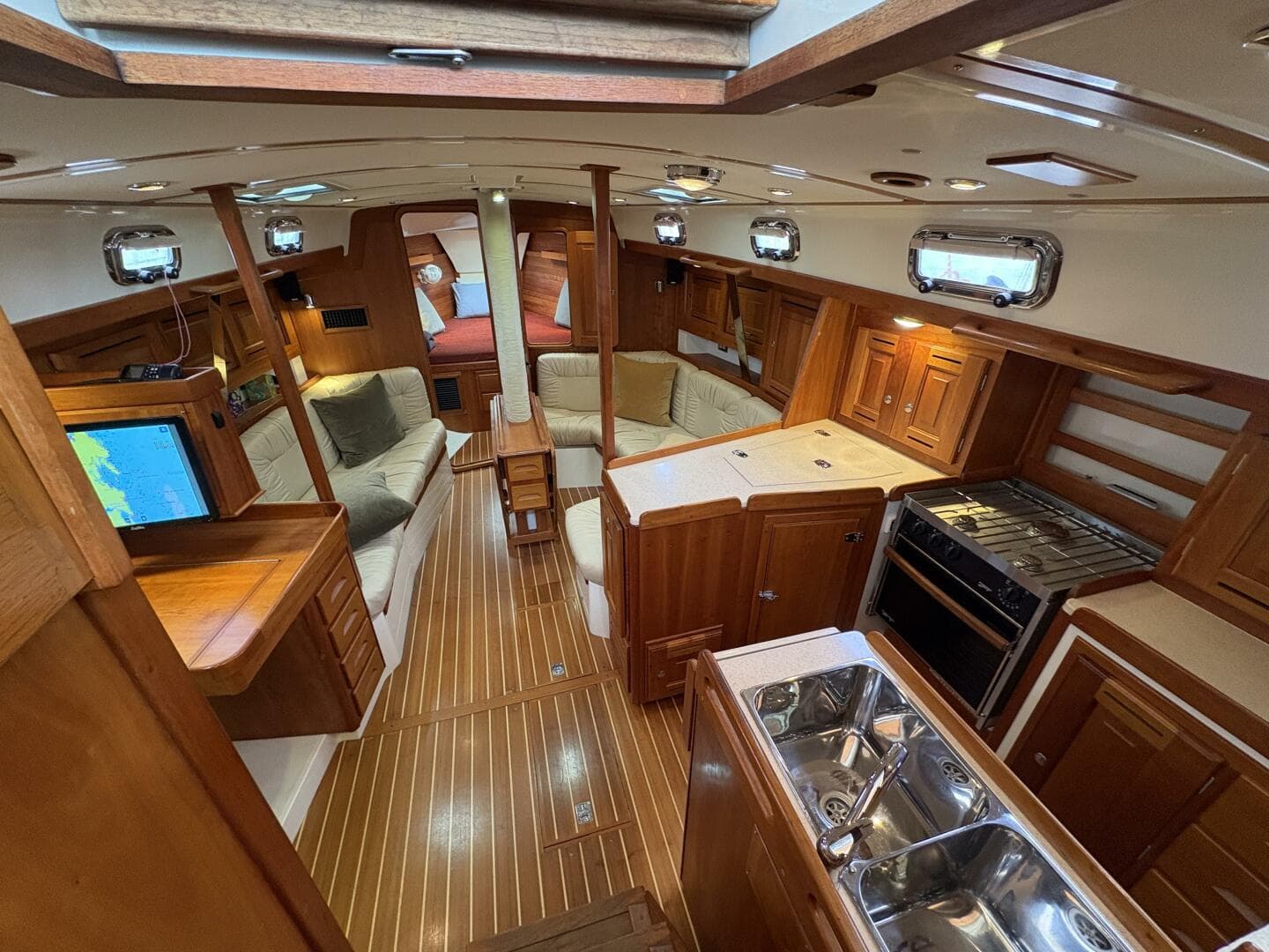 2007 Tartan 3700 CCR