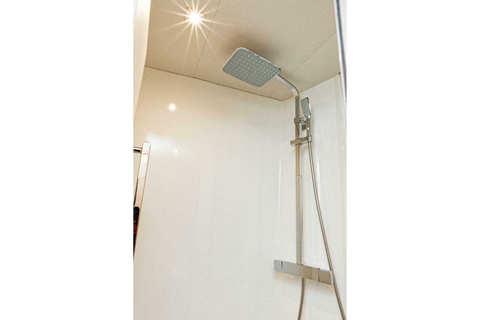 2020 Fountaine Pajot MY6