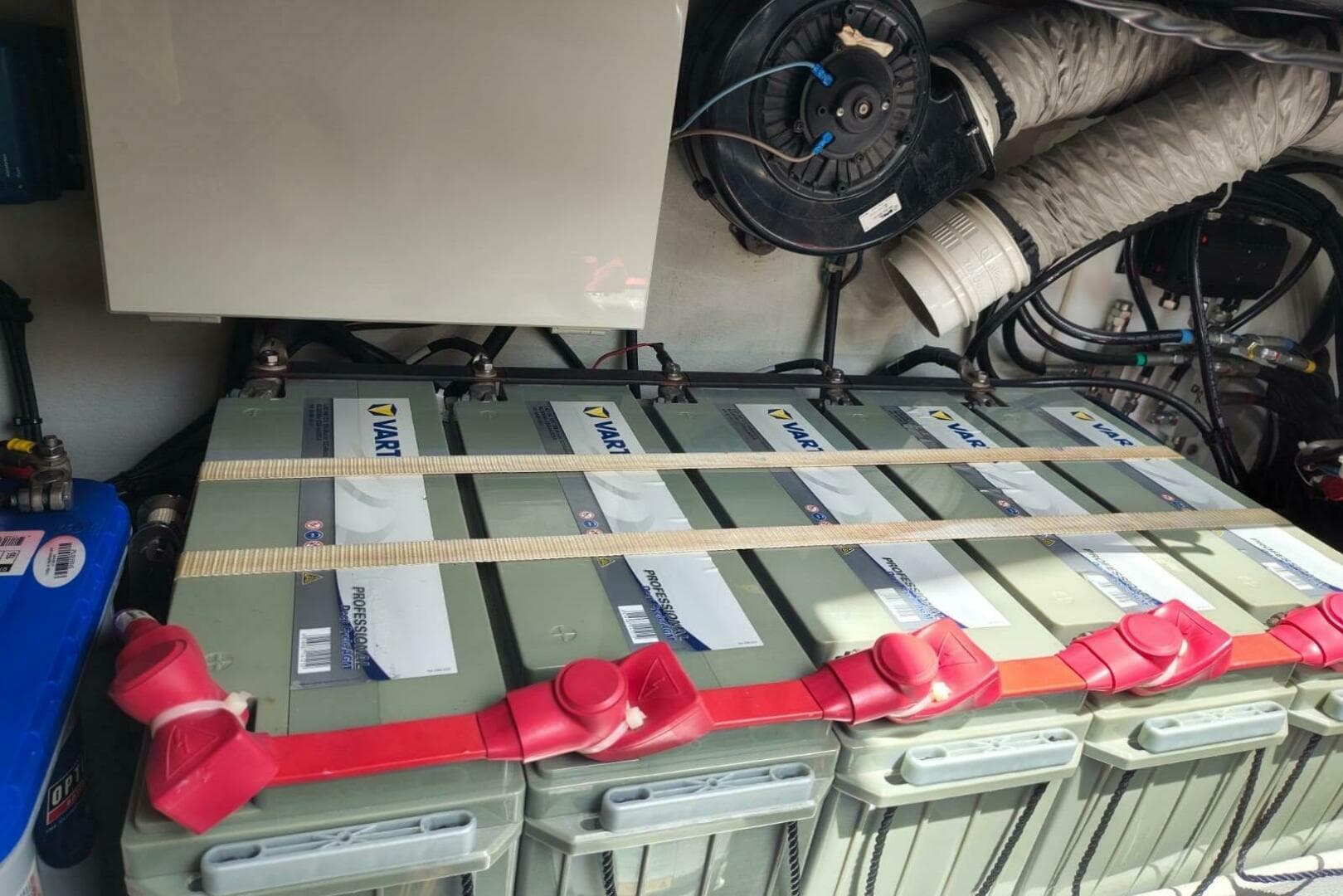 2020 Fountaine Pajot MY6