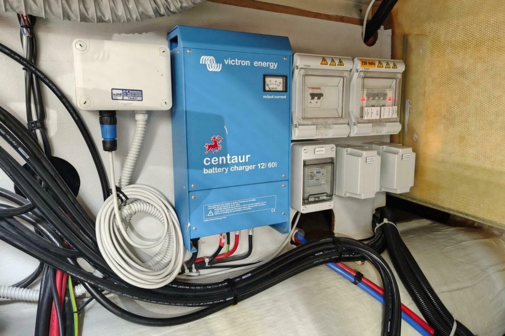 2020 Fountaine Pajot MY6