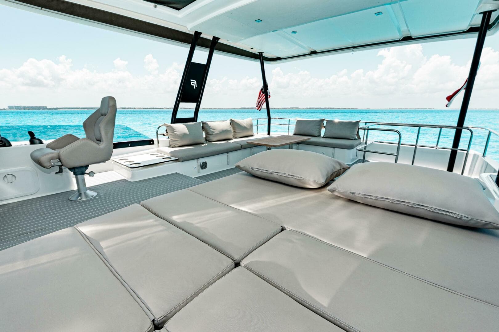 2020 Fountaine Pajot MY6