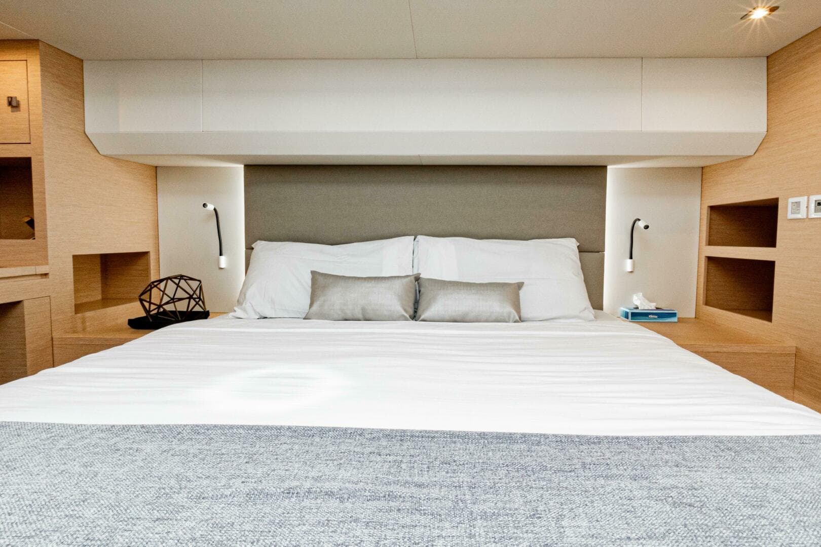 2020 Fountaine Pajot MY6