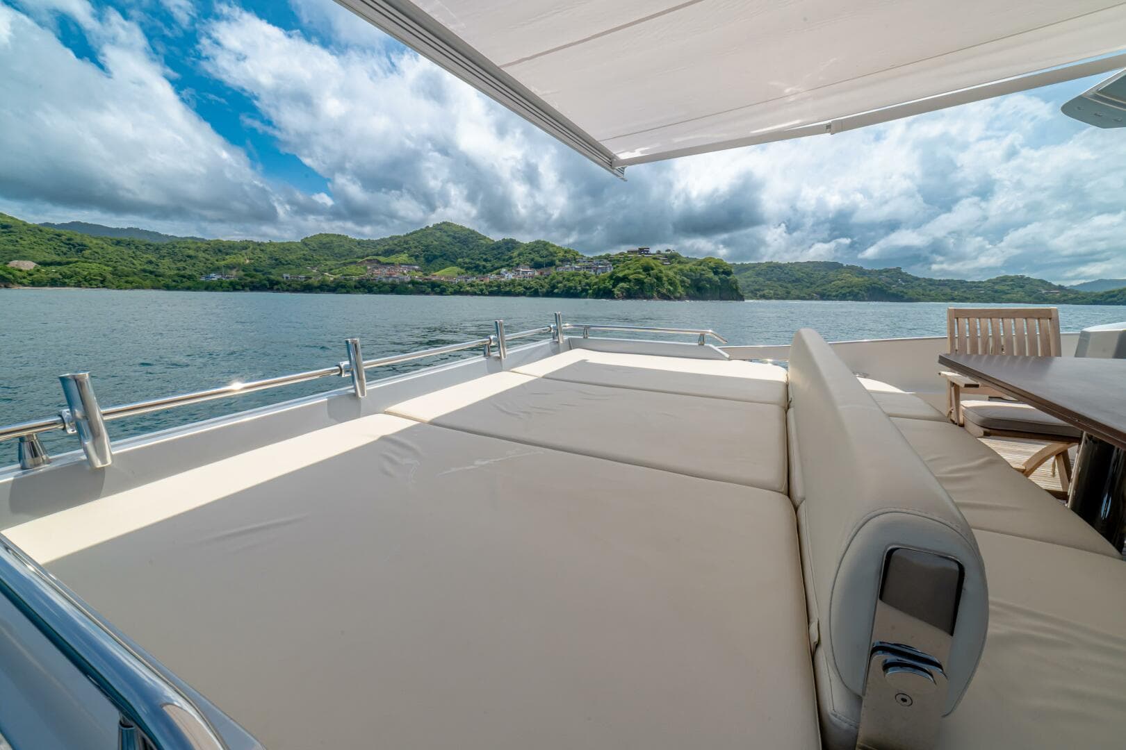 2017 Azimut 77 "Carpe Diem"