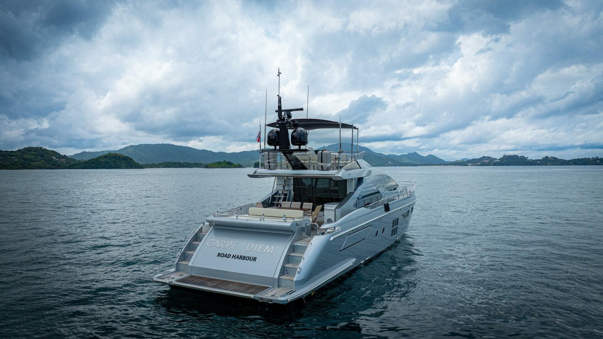 2017 Azimut 77 "Carpe Diem"