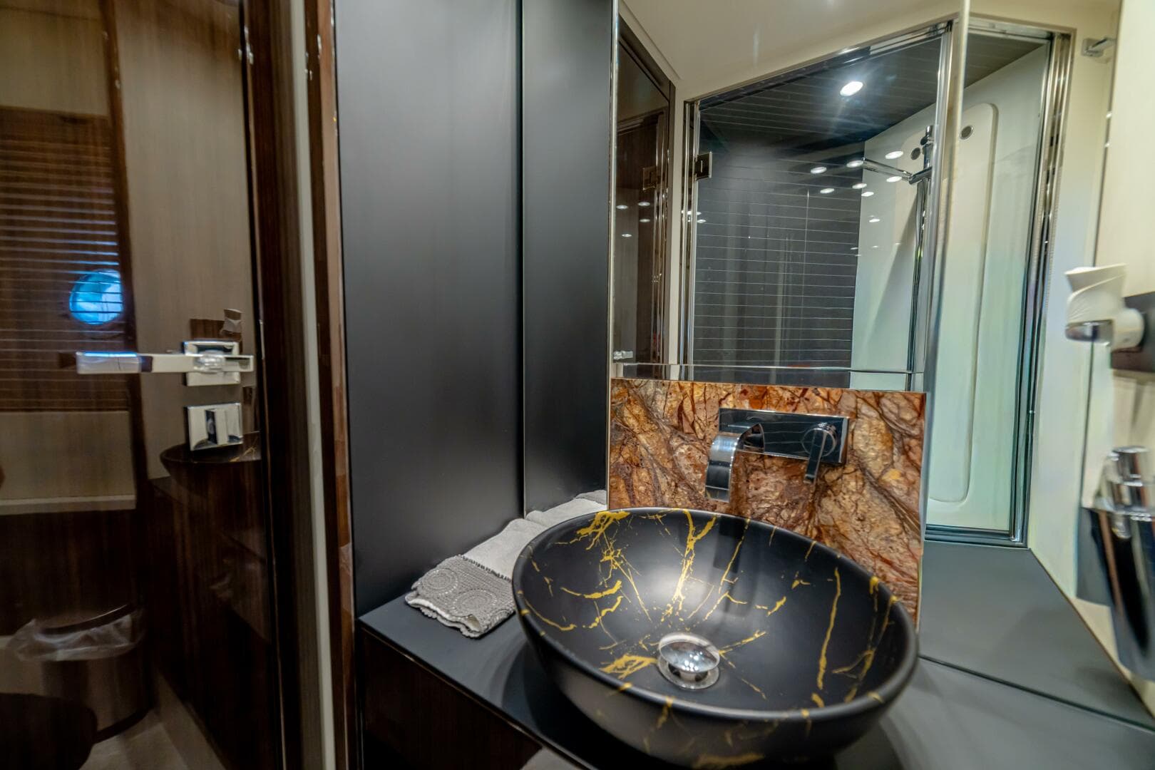 2017 Azimut 77 "Carpe Diem"