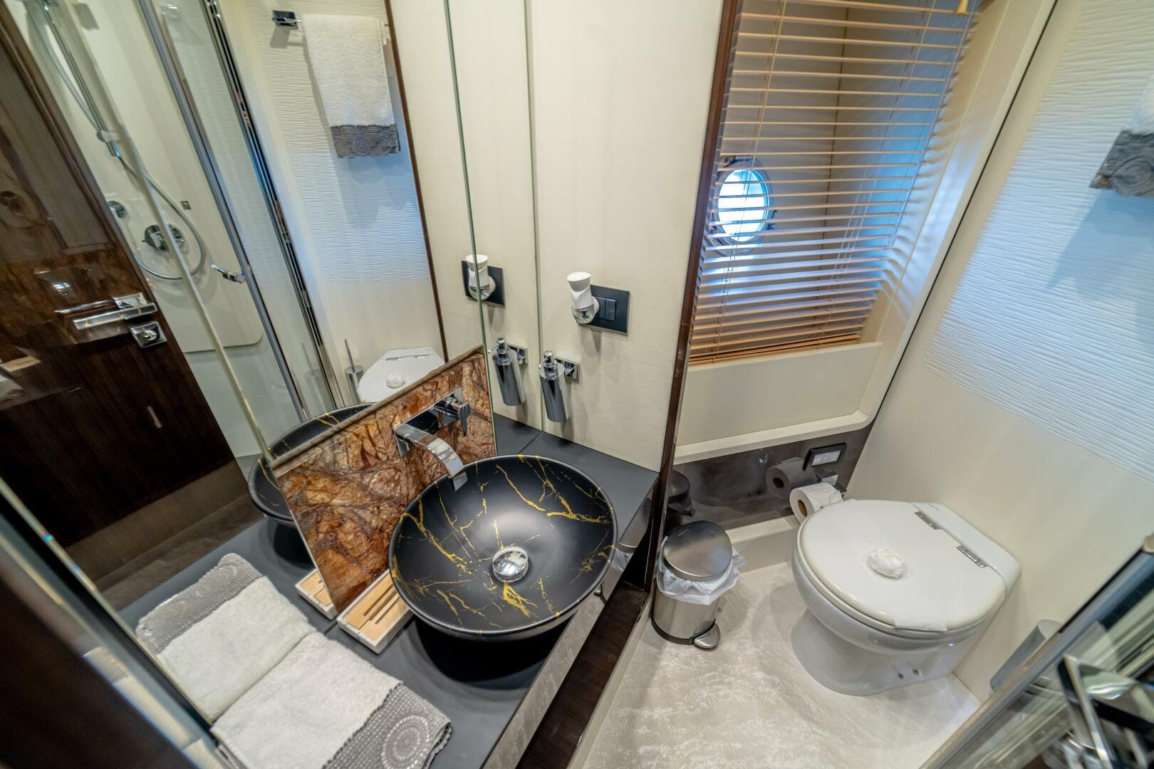 2017 Azimut 77 "Carpe Diem"