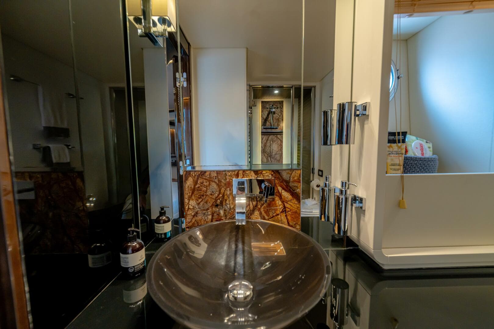 2017 Azimut 77 "Carpe Diem"