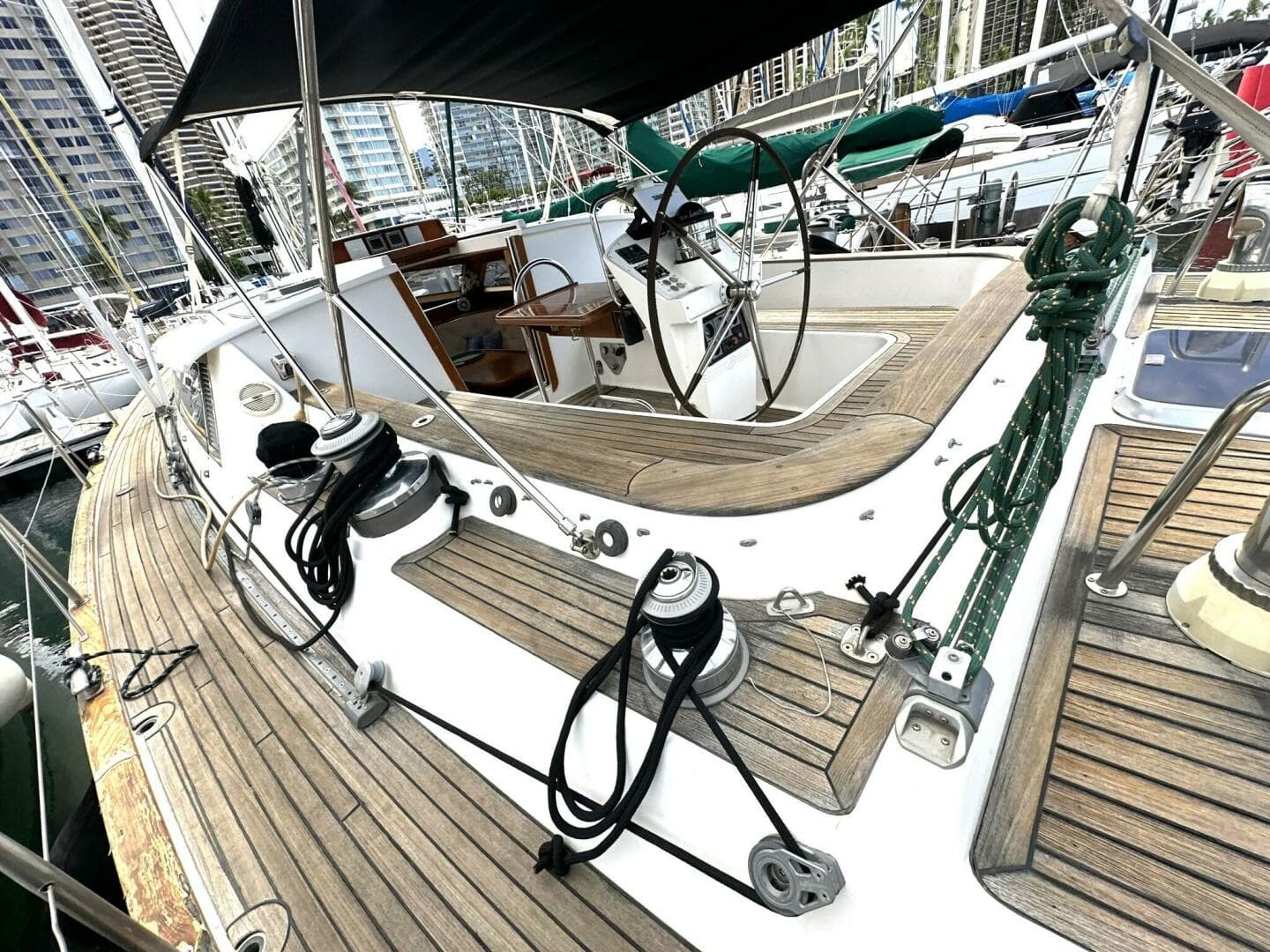 2000 Farr Pilothouse