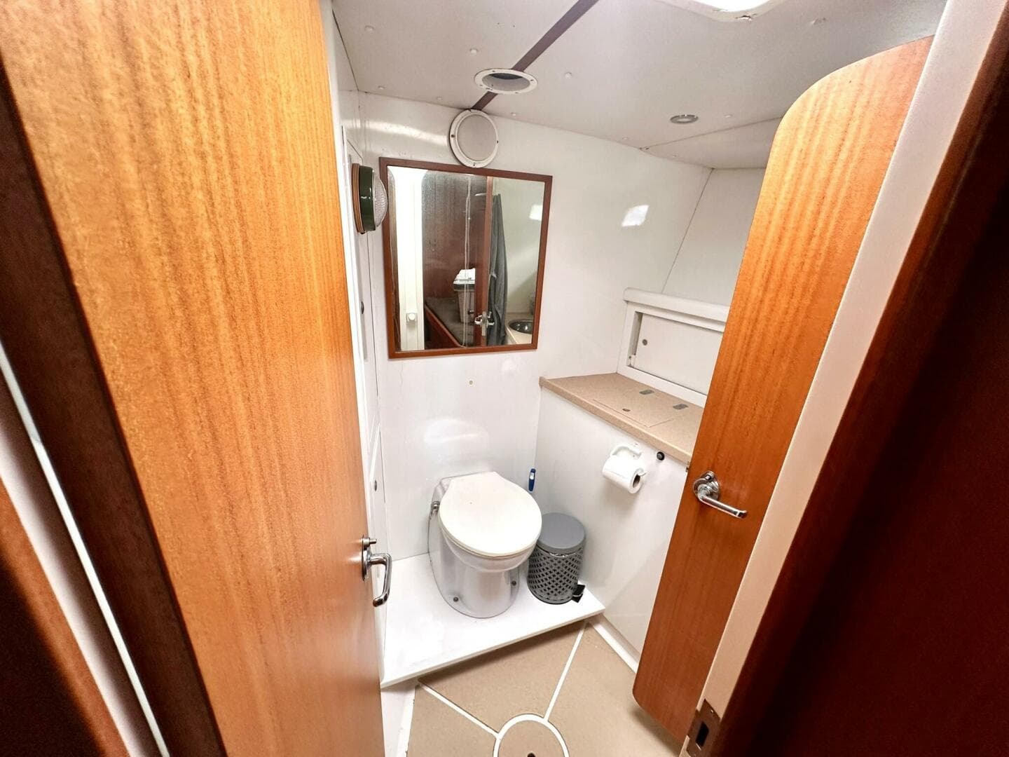 2000 Farr Pilothouse