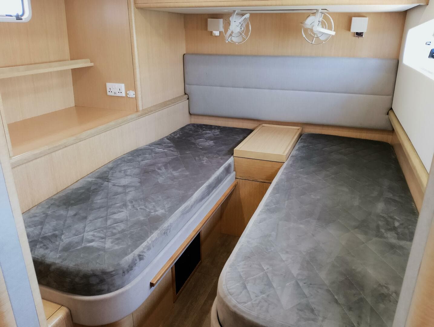 2023 Seawind 1600 Passagemaker