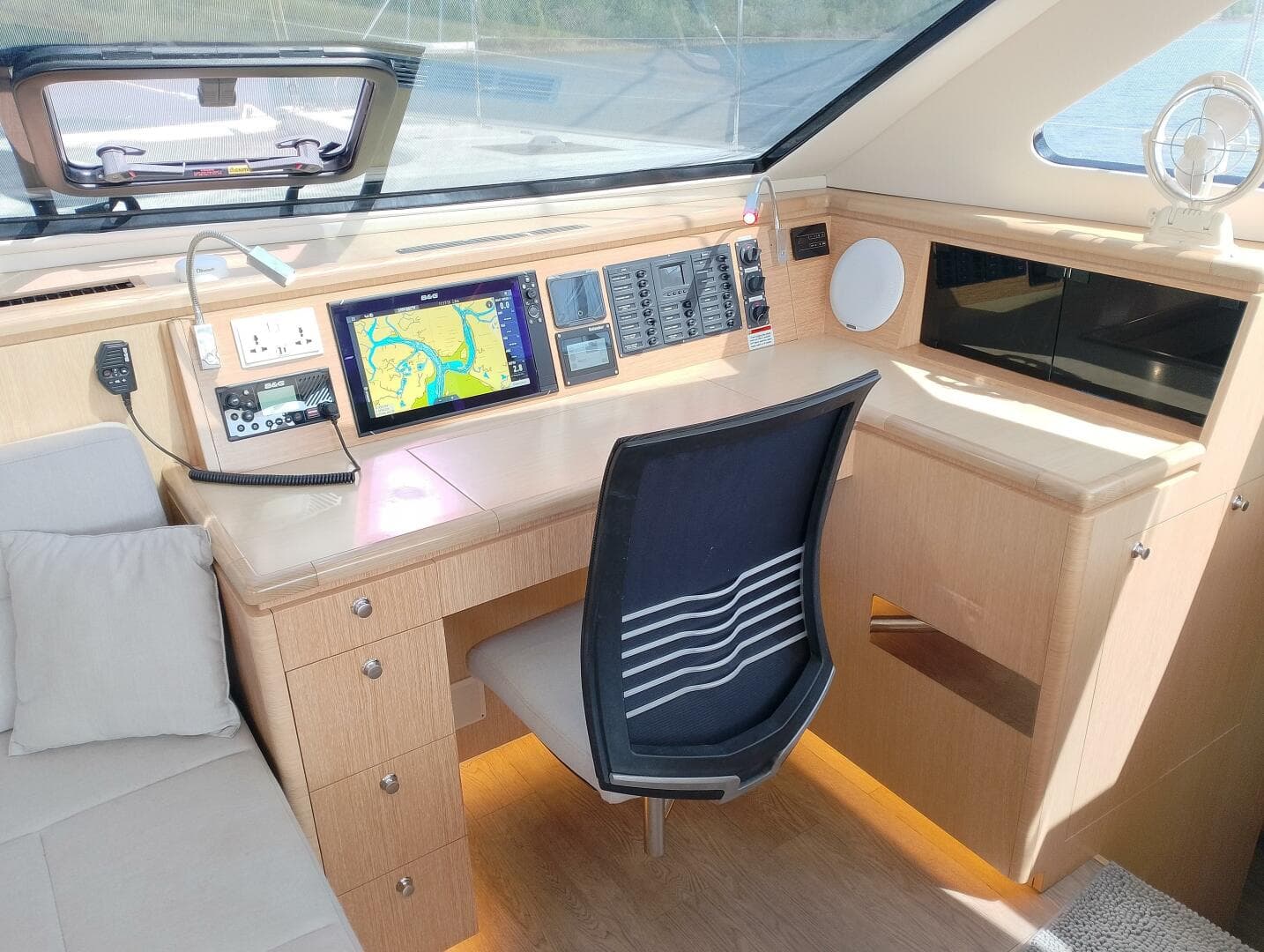 2023 Seawind 1600 Passagemaker