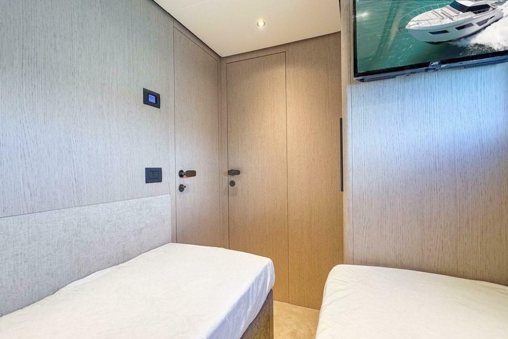 2024 Ferretti Yachts 580