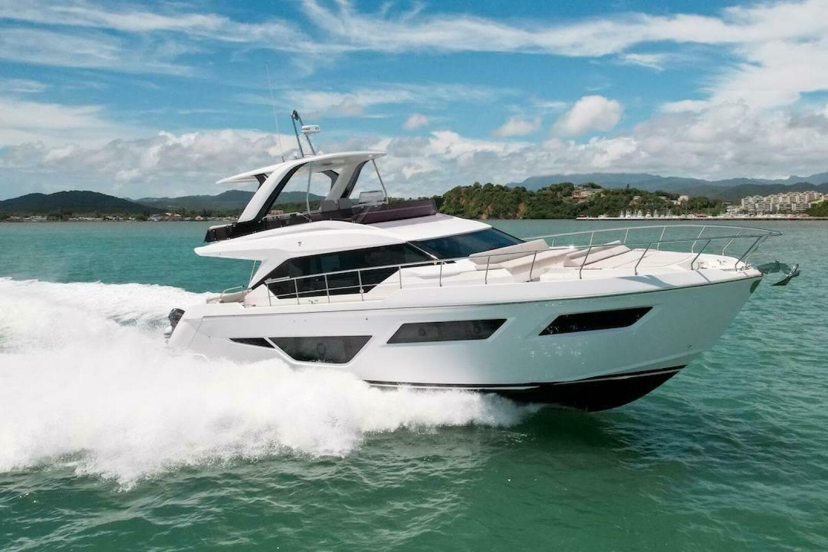 2024 Ferretti Yachts 580